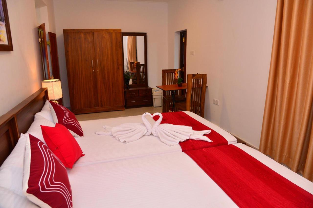 Sunshine Greens Bed & Breakfast Hikkaduwa Ngoại thất bức ảnh